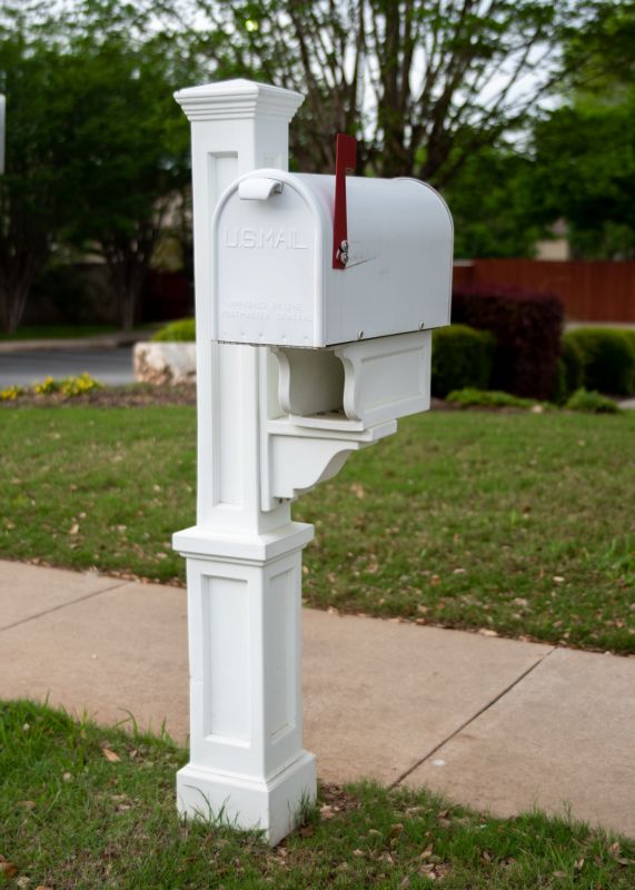 Mailbox Painting